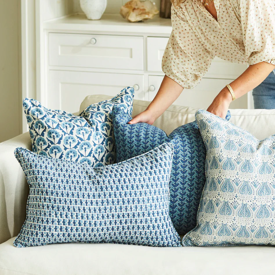 Avignon Azure Linen Cushion 20" x 20" - Image 2