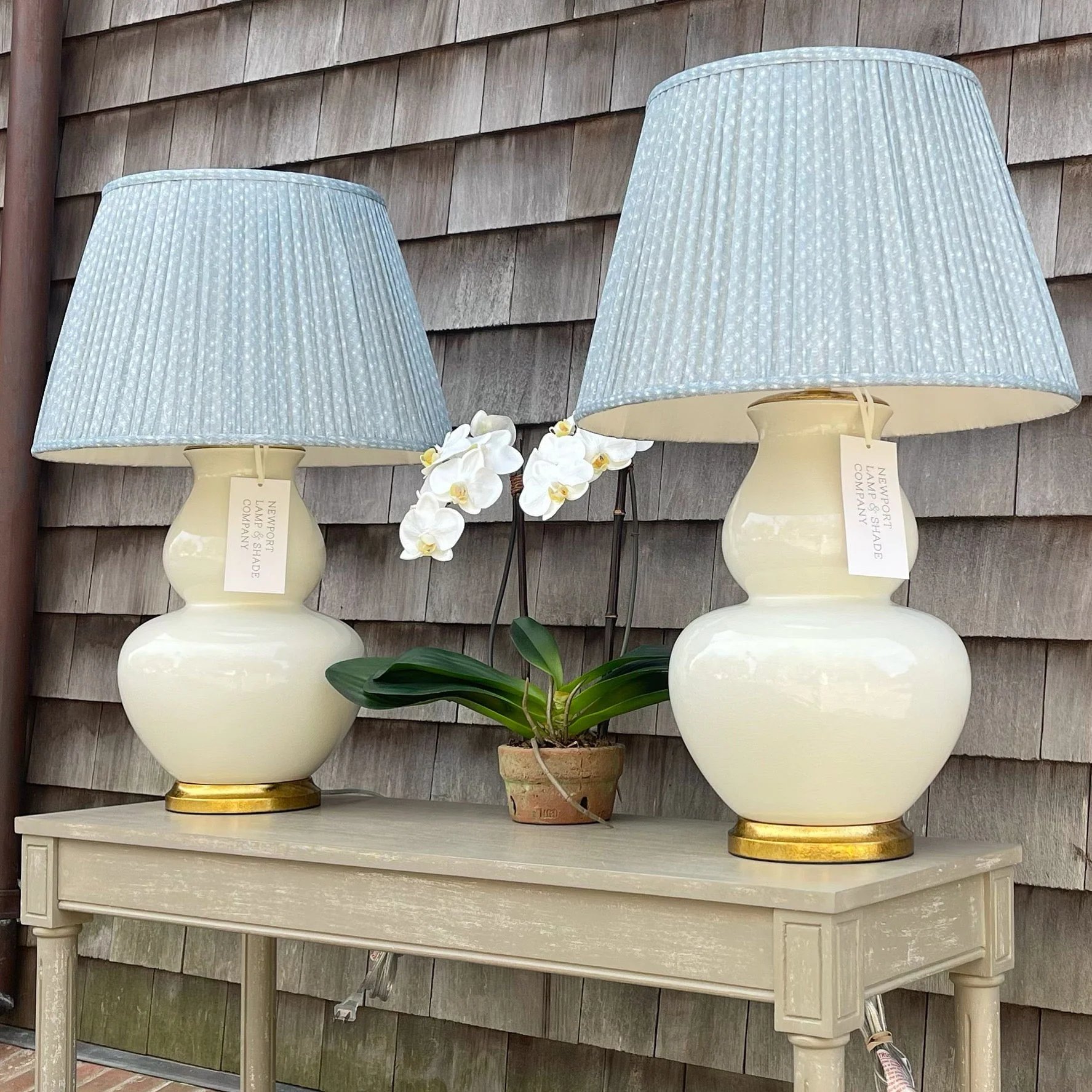 Luna Table Lamp in French Canvas - Image 3