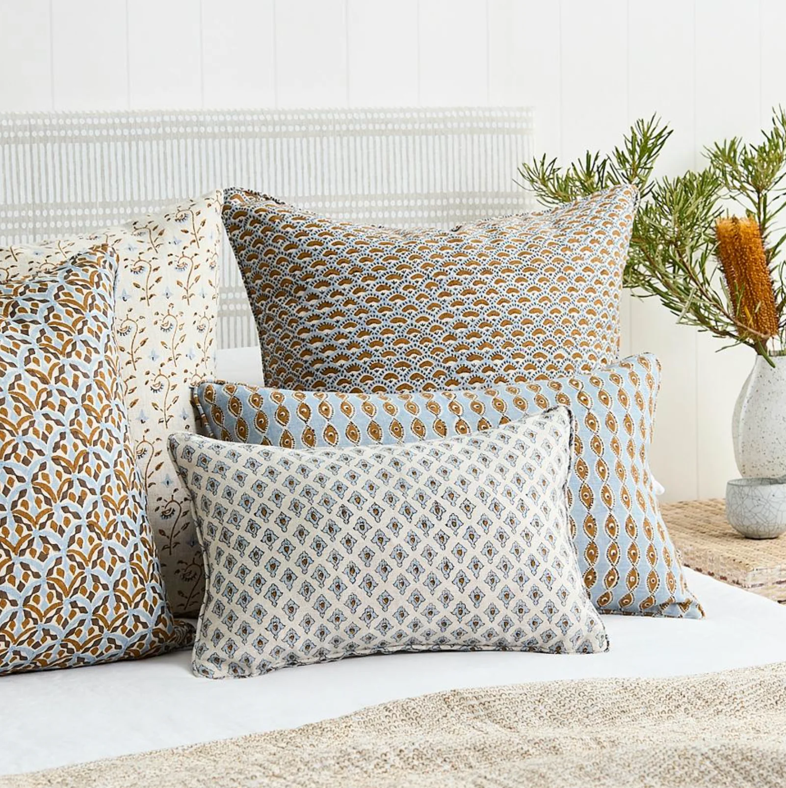 Positano Sahara Linen Cushion 20" x 20" - Image 2