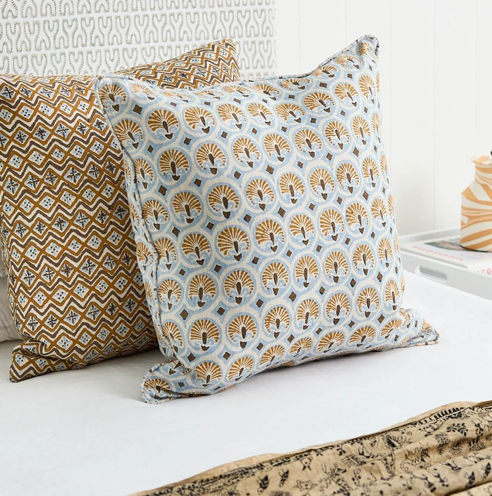 Sardinia Sahara Linen Cushion 20" x 20" - Image 2